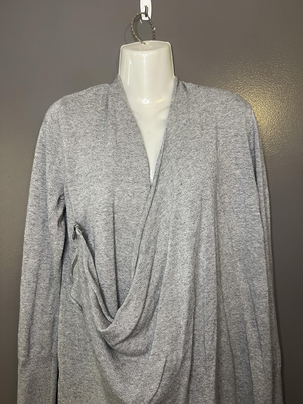 Abercrombie & Fitch Cardigan Sweater Womens Medium Gray Drape Front Zip Asym Hem